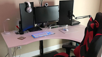 Customer Photo Gallery See Our Customers Desks