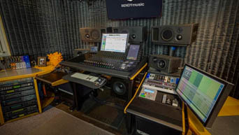 Take your music studio to the next level with an UPLIFT standing desk
