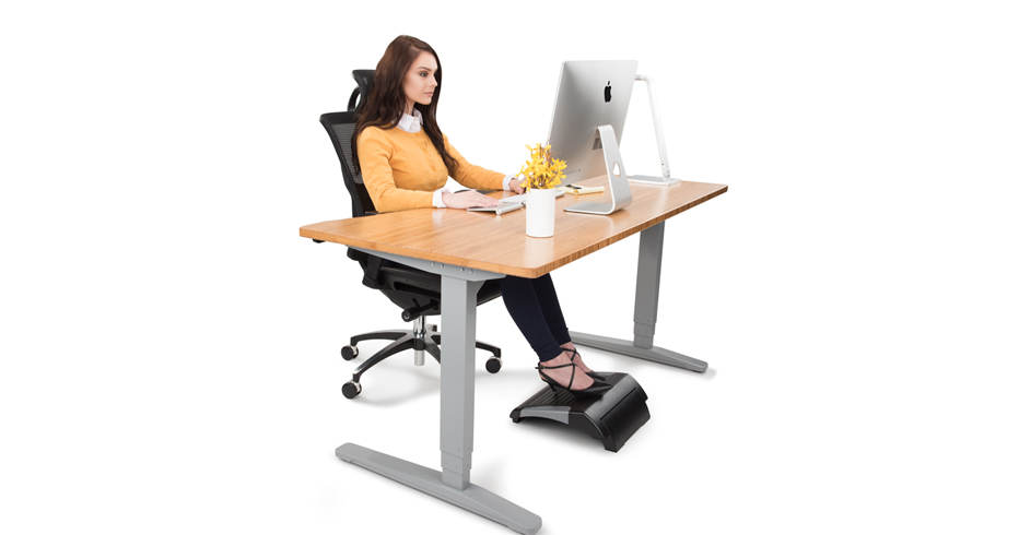 https://www.thehumansolution.com/product_images/uploaded_images/e3-adjustable-footrest-main.jpg