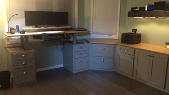 There's an UPLIFT adjustable height desk for any type of space